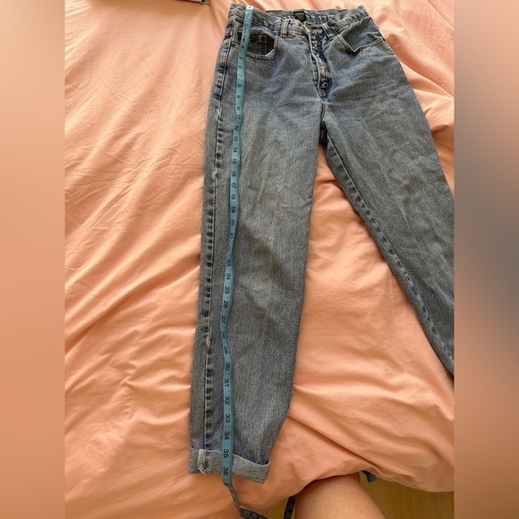 New York Jeans Vintage Light Medium Wash High Waisted Rise Mom Jeans Denim Slim - Picture 10 of 12